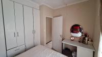 Bed Room 1 - 12 square meters of property in Edleen