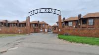 Front View of property in Edleen