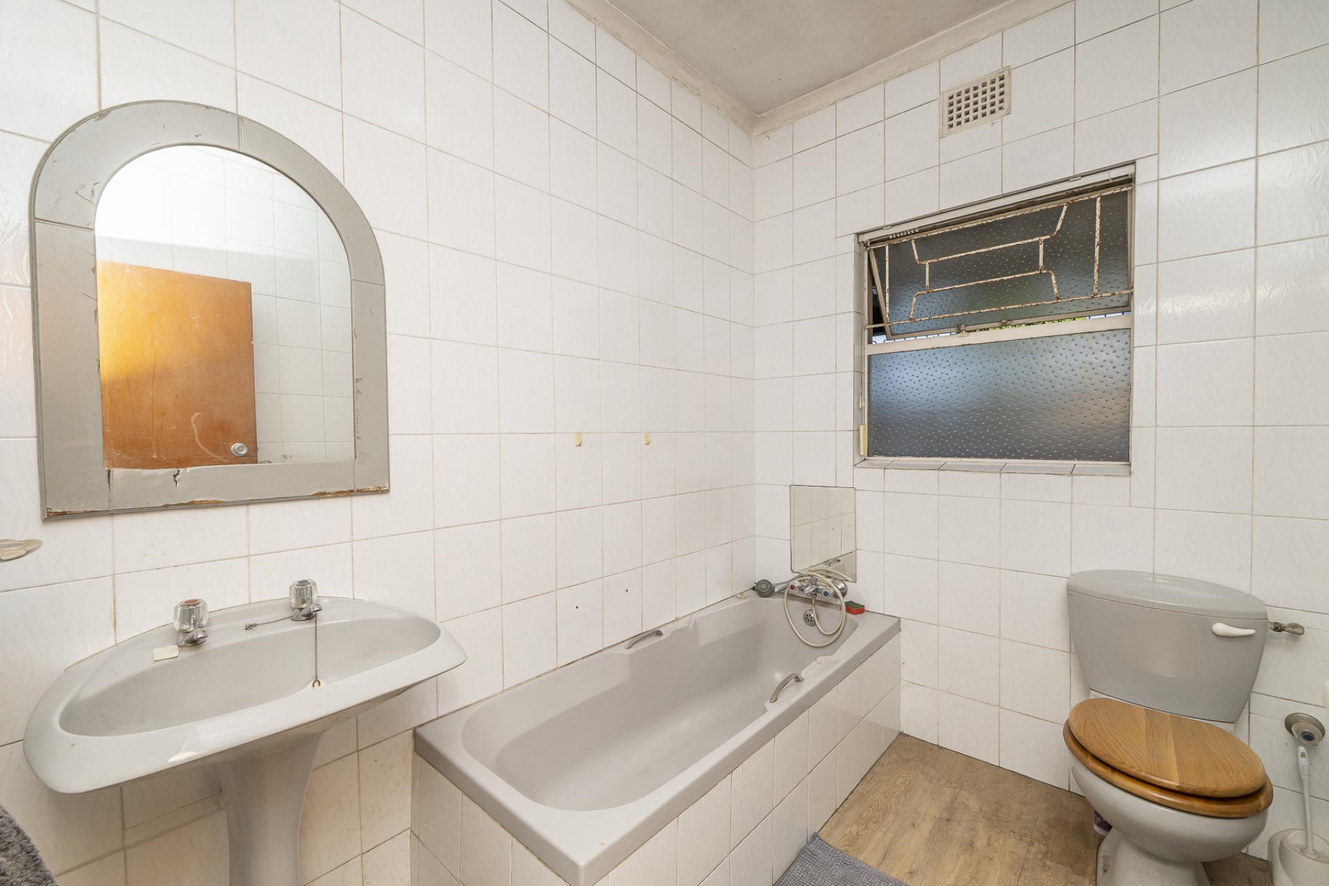  of property in Bracken Heights