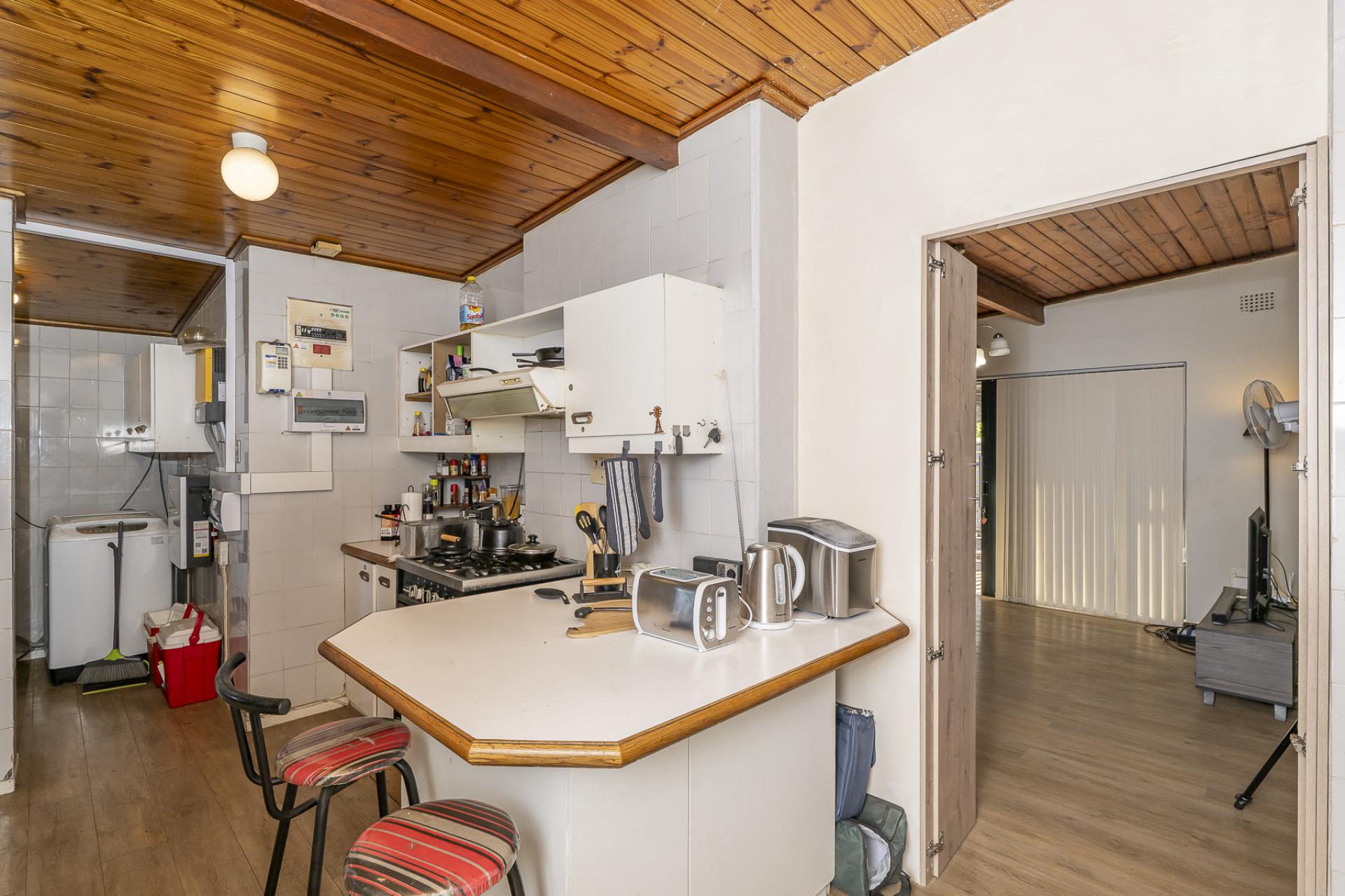  of property in Bracken Heights