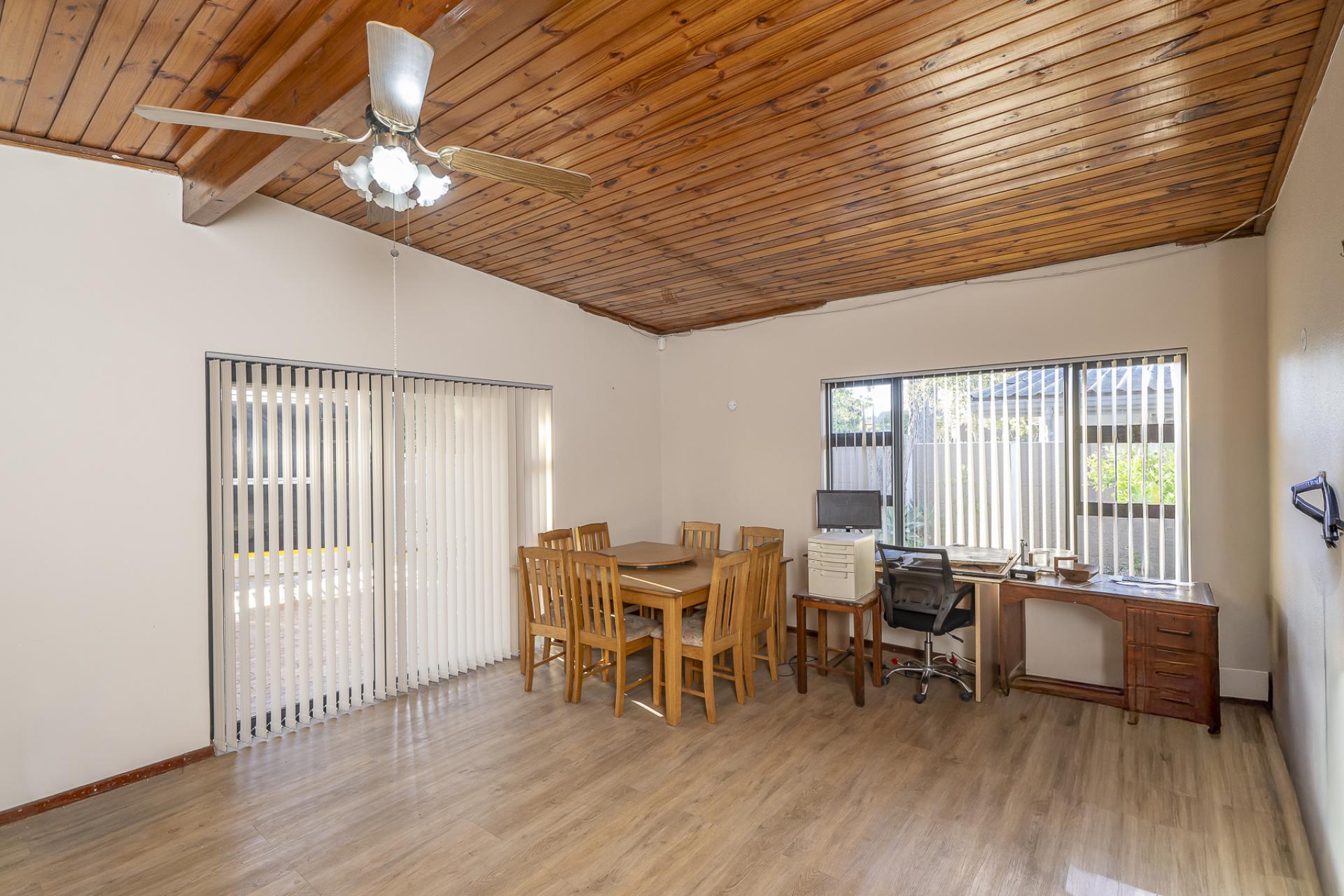  of property in Bracken Heights