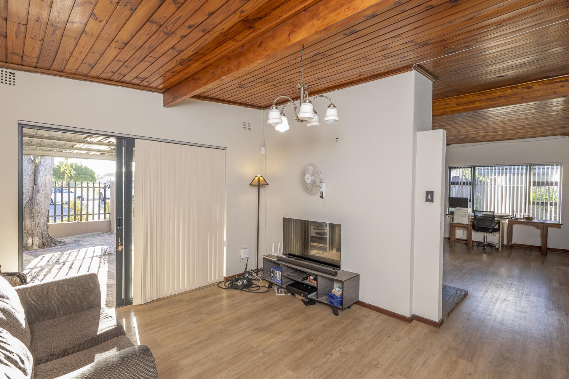  of property in Bracken Heights