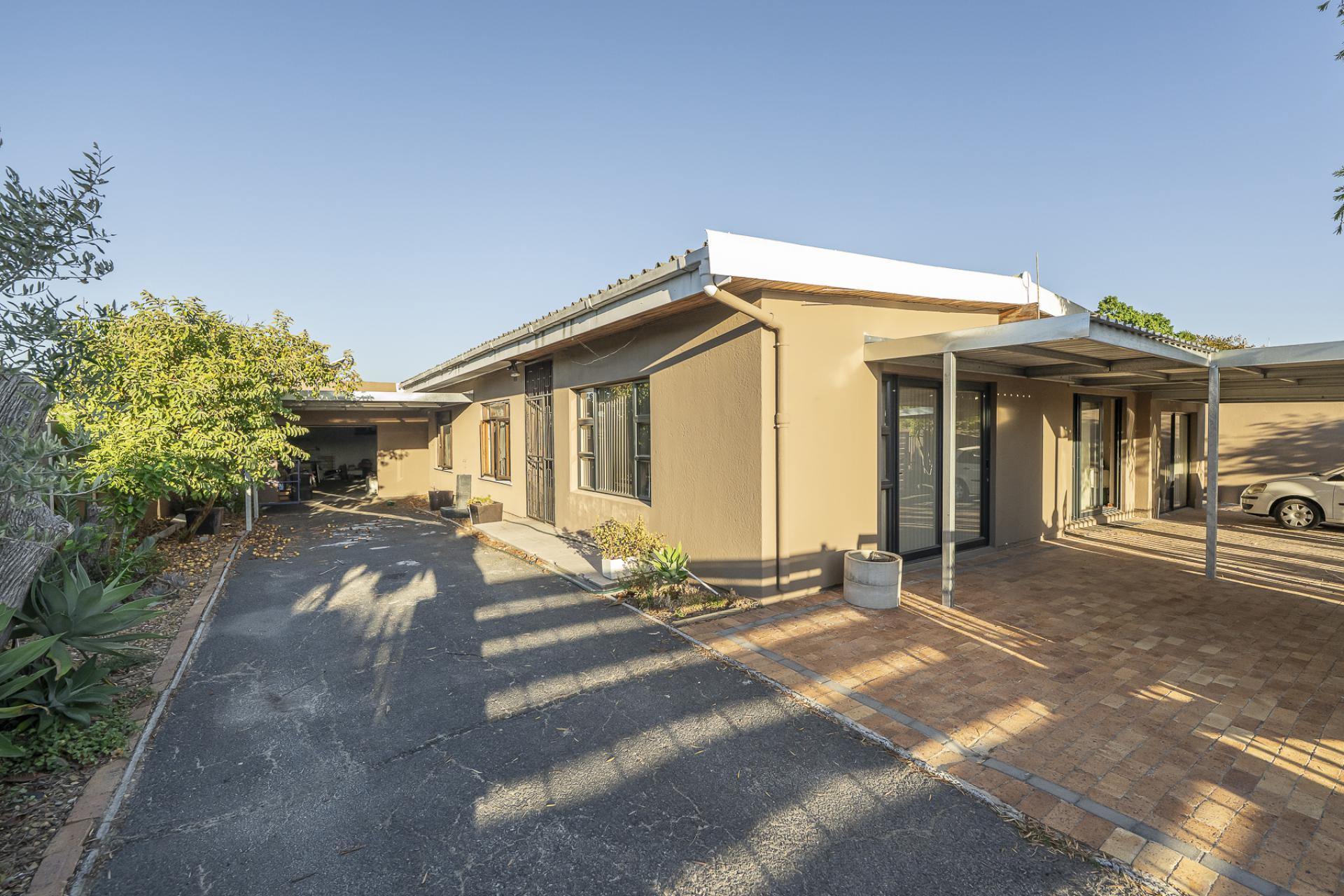  of property in Bracken Heights