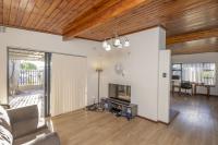  of property in Bracken Heights