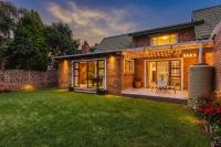 4 Bedroom 2 Bathroom Duplex for Sale for sale in Glen Marais