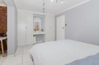  of property in Glen Marais