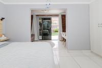  of property in Glen Marais