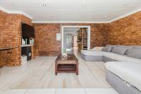  of property in Glen Marais