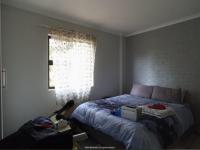  of property in Die Hoewes