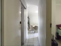  of property in Die Hoewes