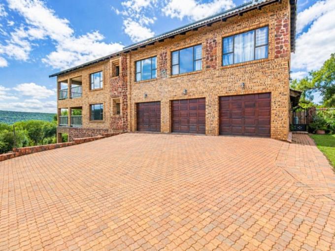 6 Bedroom House for Sale For Sale in Swartruggens - MR710416