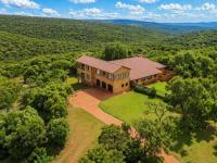 6 Bedroom 4 Bathroom House for Sale for sale in Swartruggens