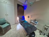  of property in Glenvista