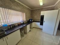  of property in Glenvista