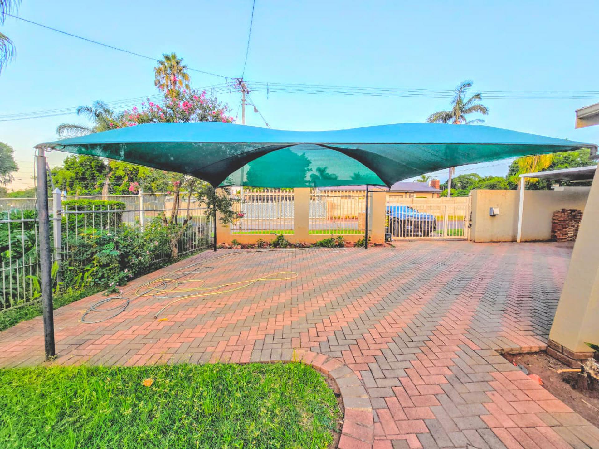  of property in Sinoville