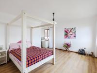  of property in Amanzimtoti 