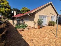 3 Bedroom 2 Bathroom House for Sale for sale in Randhart