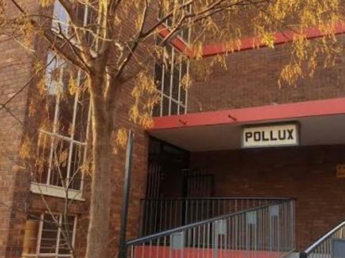 2 Bedroom Apartment to Rent in Sunnyside - Property to rent - MR710513