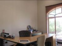  of property in Glenvista