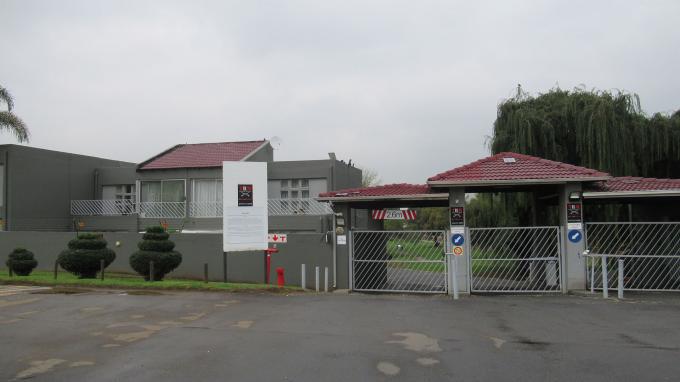 2 Bedroom Sectional Title for Sale For Sale in Mulbarton - Home Sell - MR710599