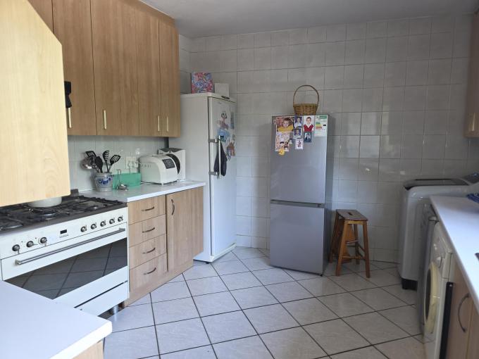3 Bedroom Duplex for Sale For Sale in Val de Grace - MR710603
