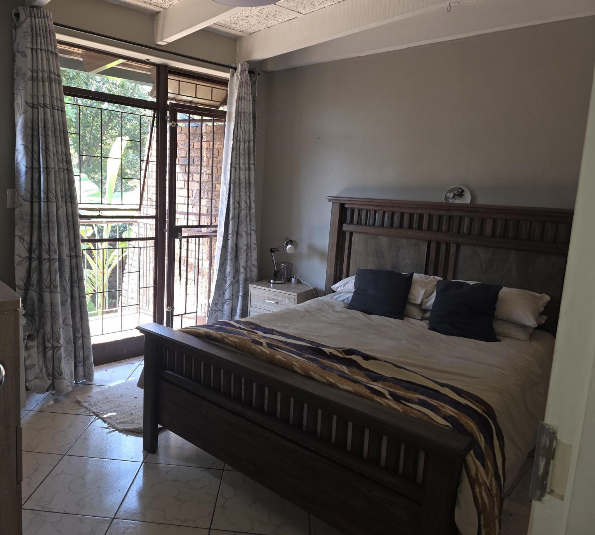  of property in Val de Grace