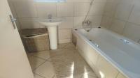 Bathroom 1 of property in Glenway Estate