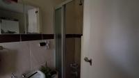 Main Bathroom - 3 square meters of property in Groblerpark
