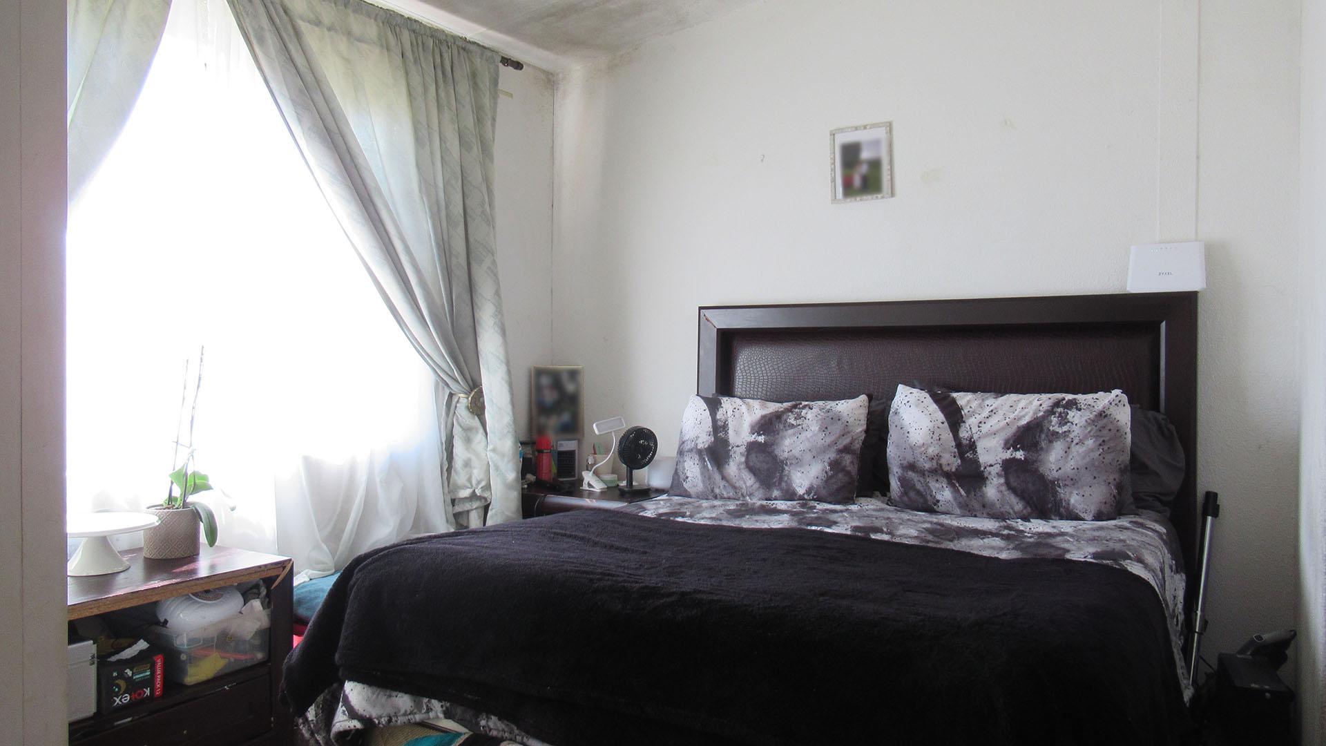 Bed Room 1 - 10 square meters of property in Ridgeway