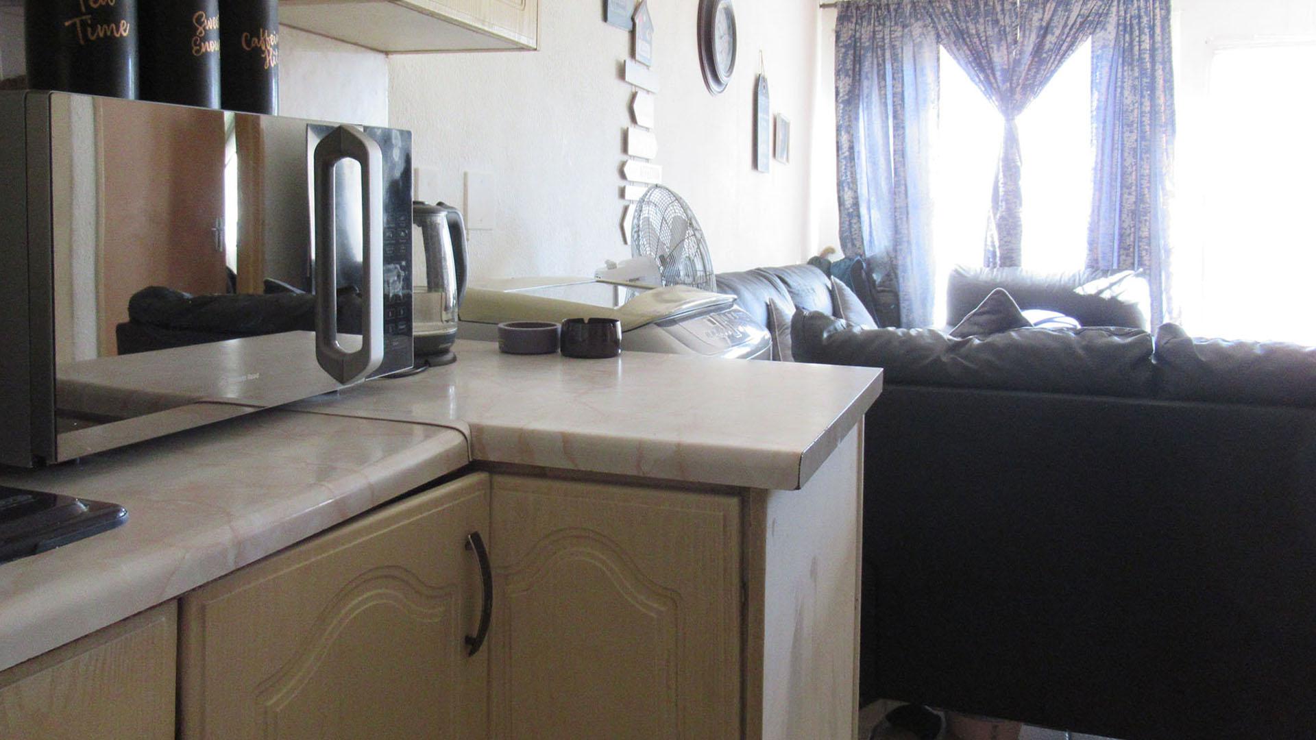 Kitchen - 3 square meters of property in Ridgeway