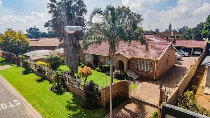 4 Bedroom House for Sale For Sale in Winchester Hills - MR710668