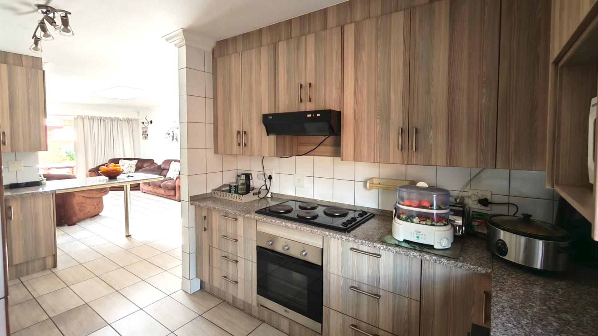 Kitchen of property in Moreletapark