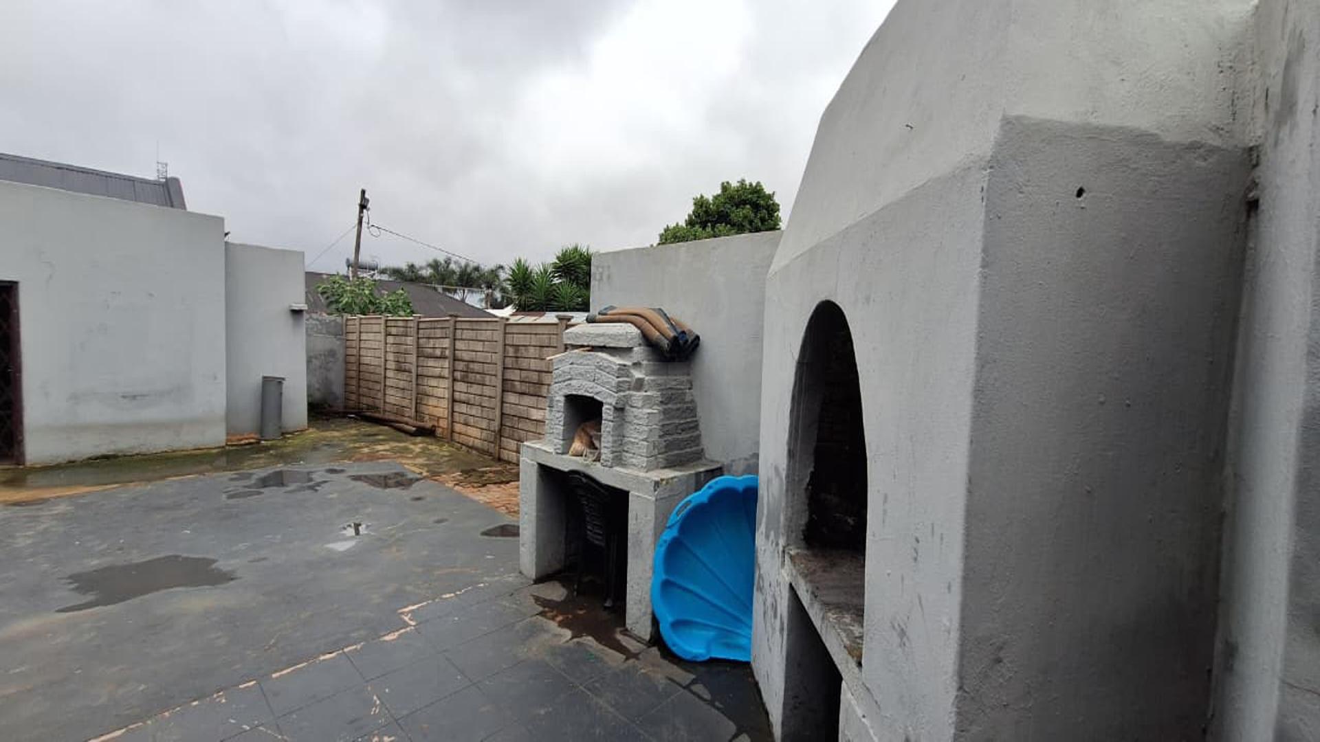 Braai Area of property in Krugersdorp