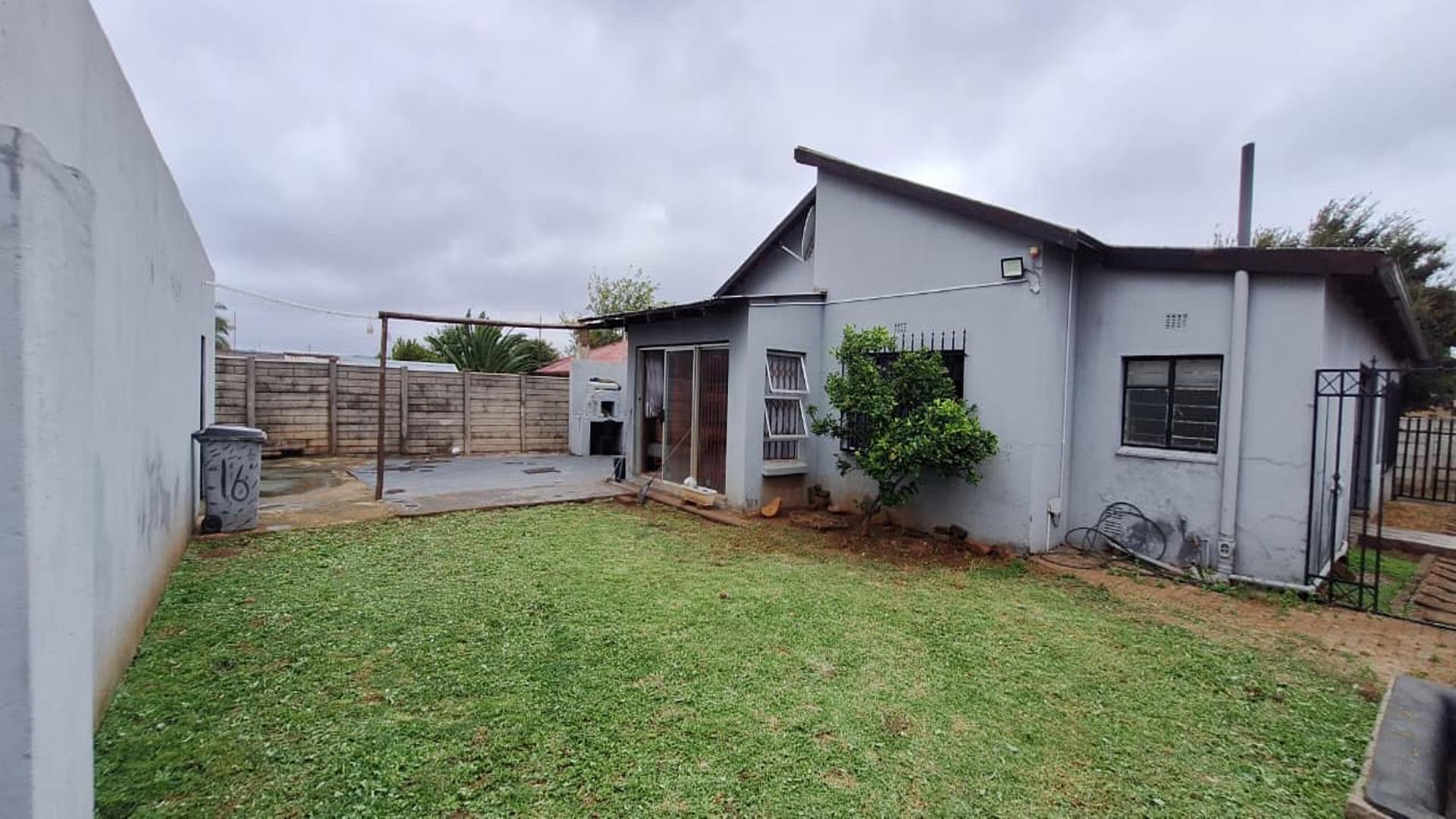 Backyard of property in Krugersdorp