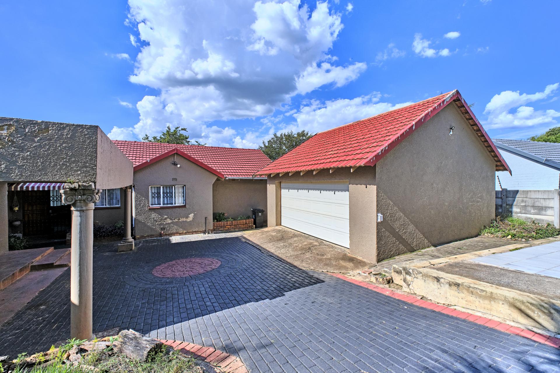  of property in Noordheuwel