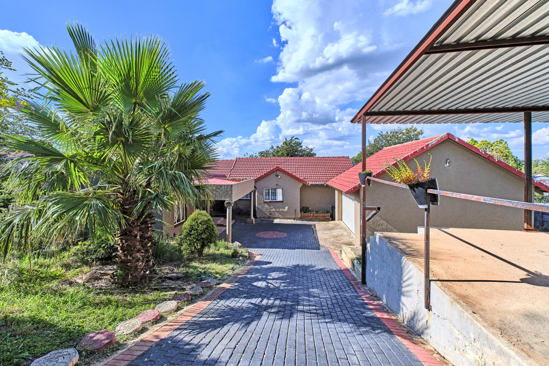  of property in Noordheuwel