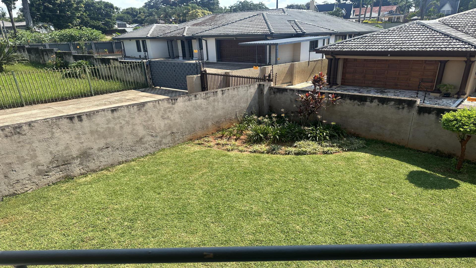 Garden of property in Aqua Park