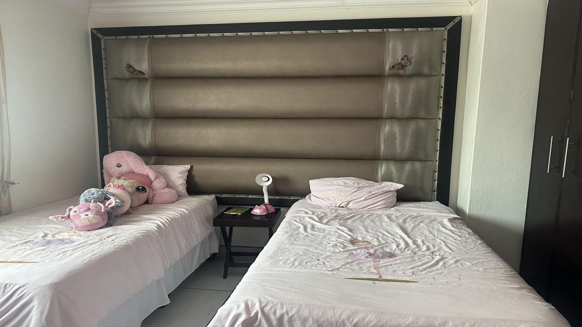 Bed Room 2 of property in Aqua Park