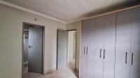 Main Bedroom - 13 square meters of property in Albertsdal