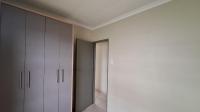 Bed Room 1 - 9 square meters of property in Albertsdal