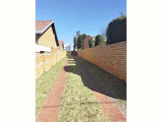 4 Bedroom House for Sale and to Rent For Sale in Diepkloof - MR710720