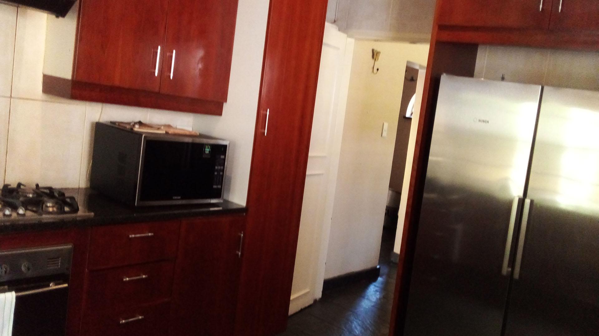 Kitchen of property in Bramley