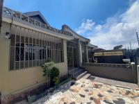  of property in Troyeville