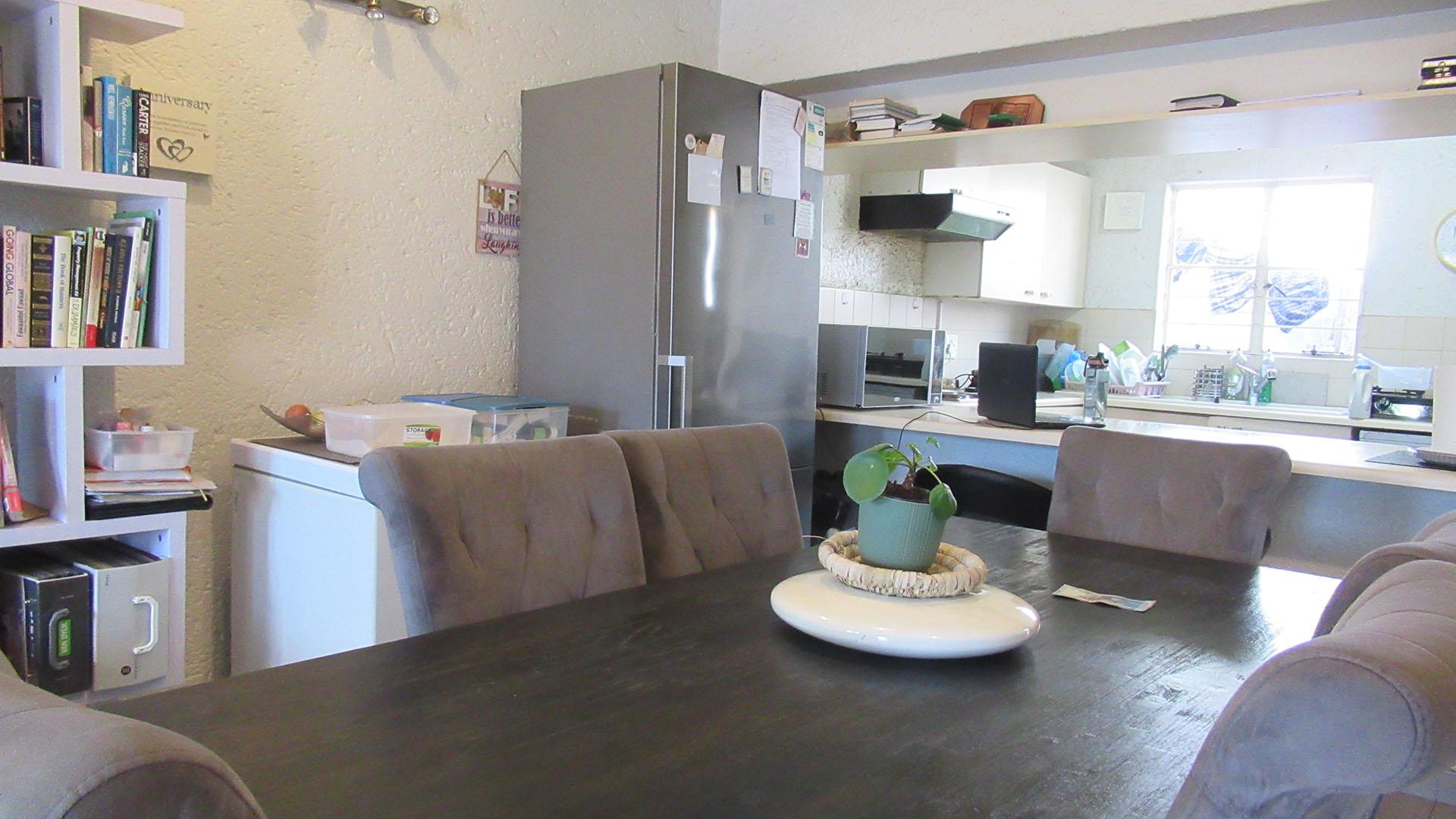 Dining Room - 9 square meters of property in Ferndale - JHB