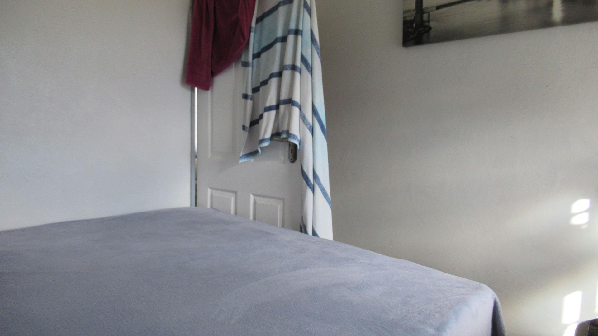 Bed Room 1 - 10 square meters of property in Ferndale - JHB