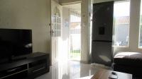 Lounges - 19 square meters of property in Ferndale - JHB