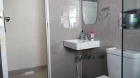 Bathroom 1 - 5 square meters of property in Ferndale - JHB