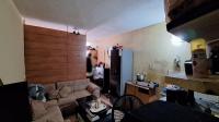 Lounges - 17 square meters of property in Kempton Park