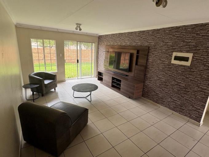 2 Bedroom Simplex for Sale For Sale in Equestria - MR710829