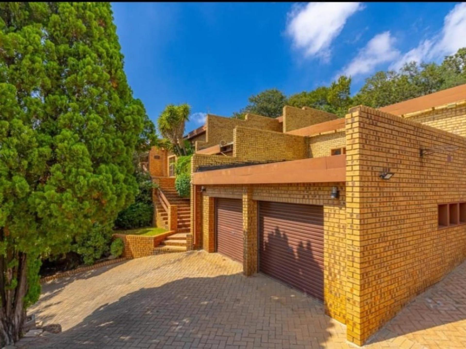  of property in Glenvista